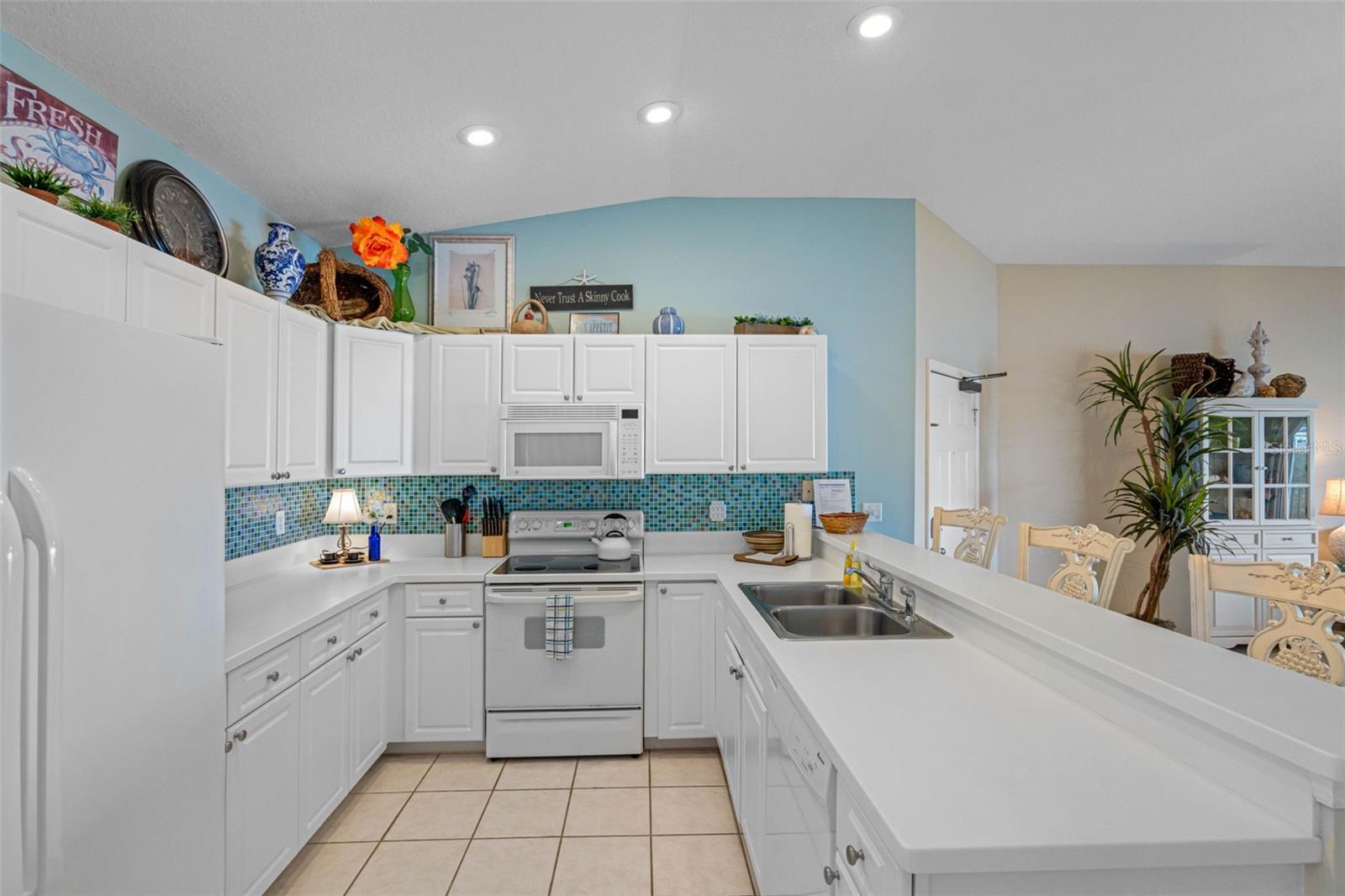 19829 Gulf Blvd #704 Property Photo 40