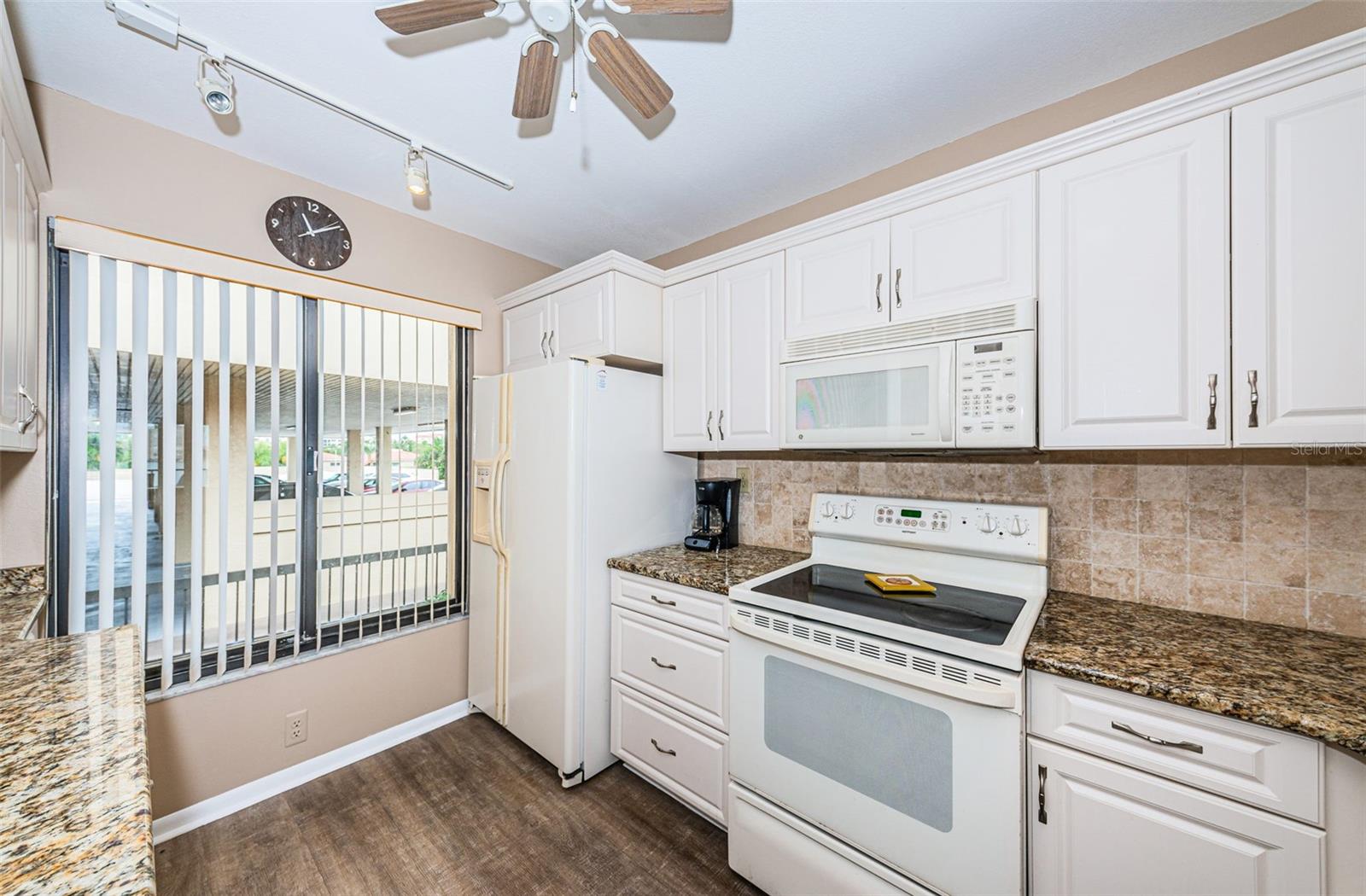 6322 Palma Del Mar Blvd S #305 Property Photo 6
