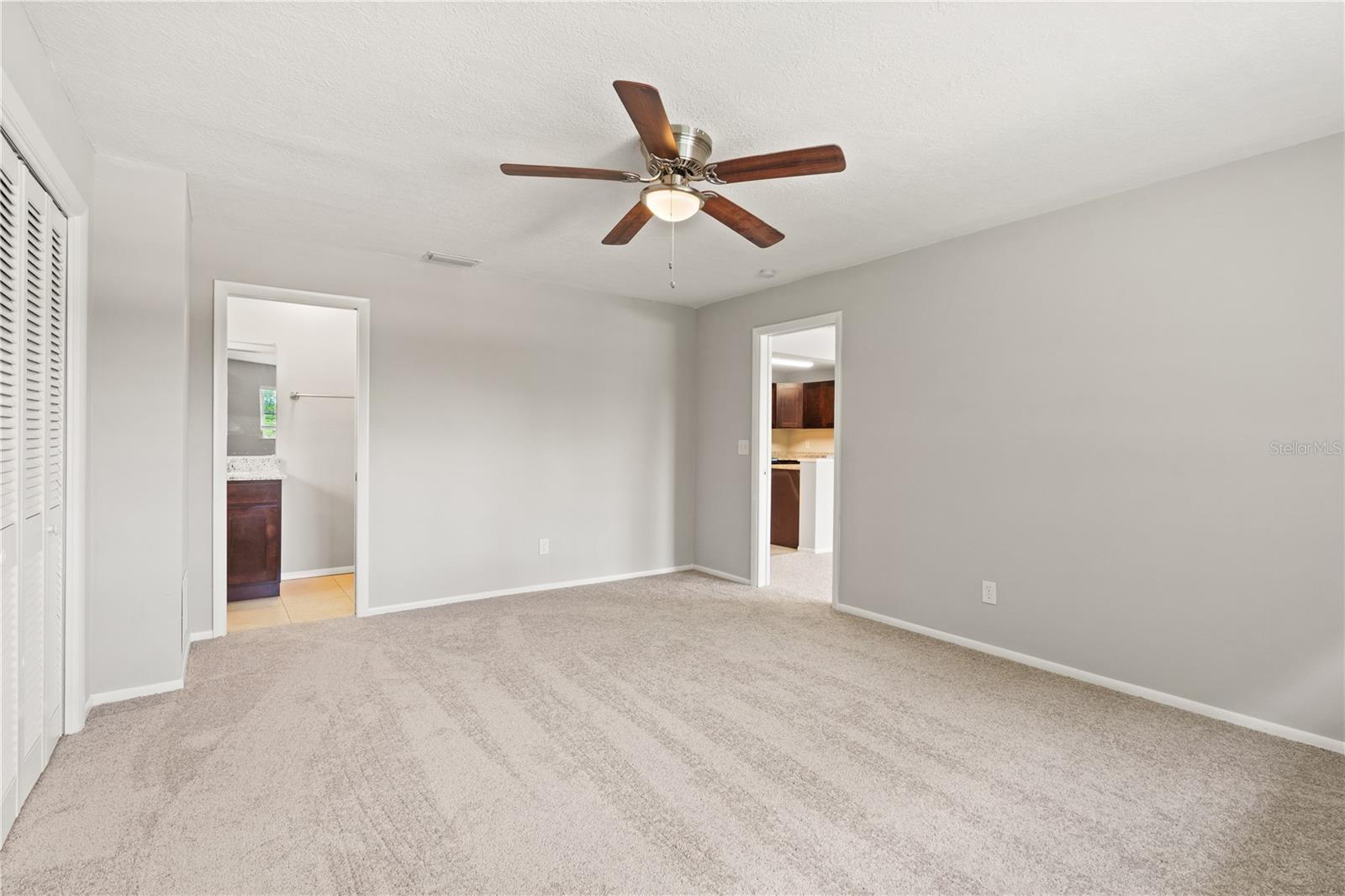 1459 Ridgelane Rd Property Photo 12
