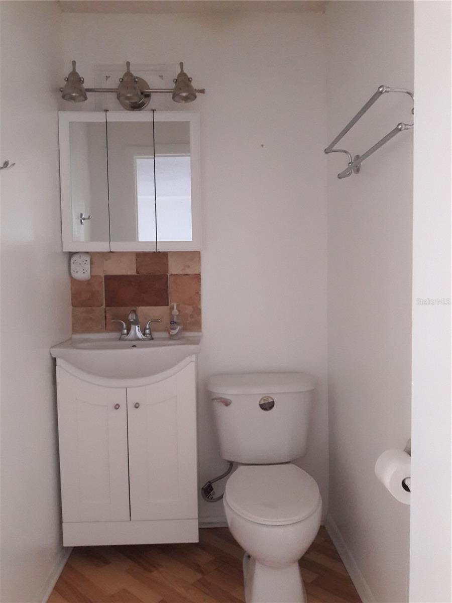 101 Lake Ave Ne #222 Property Photo 21