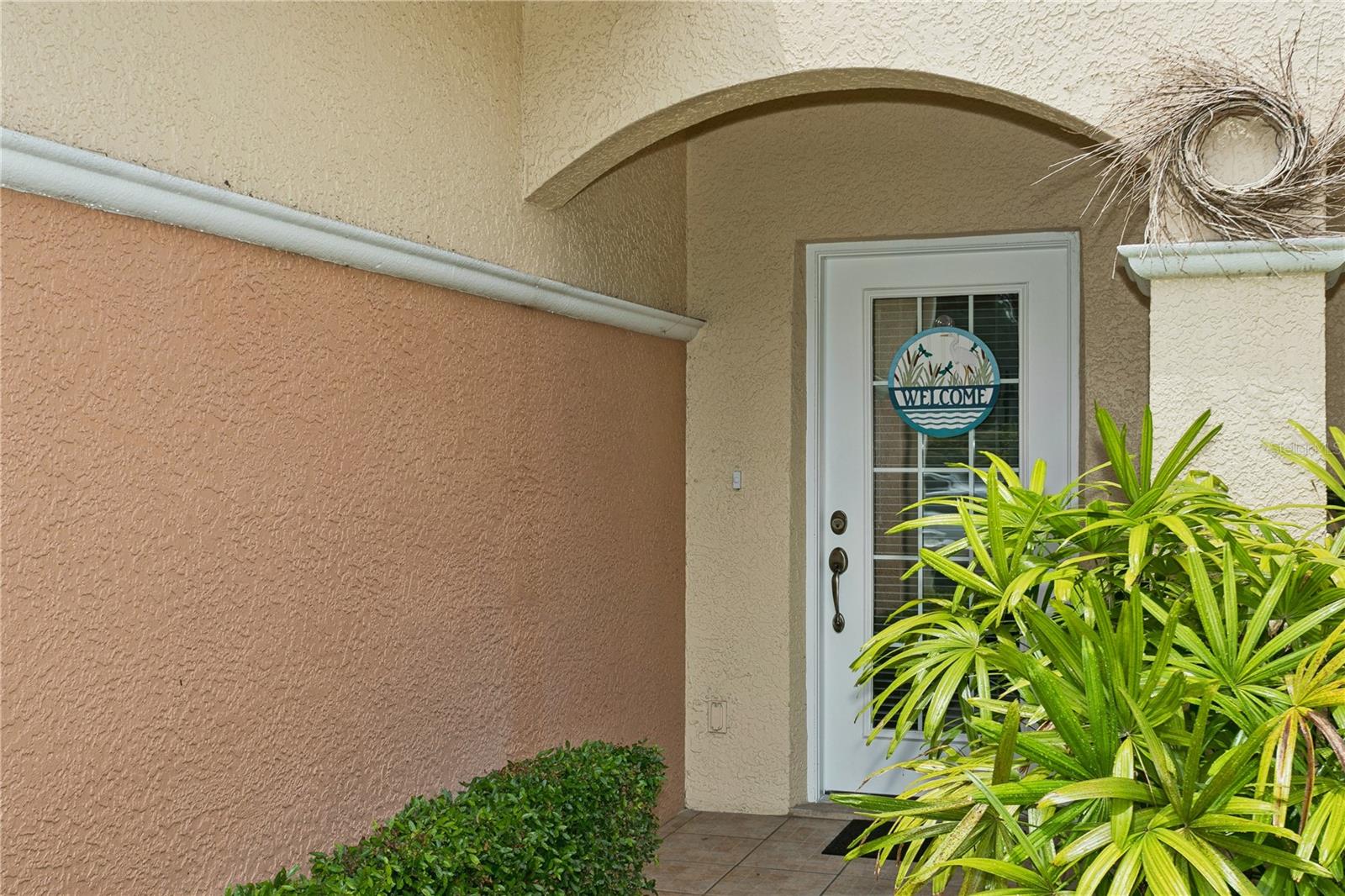 6319 Vista Verde Dr E Property Photo 2