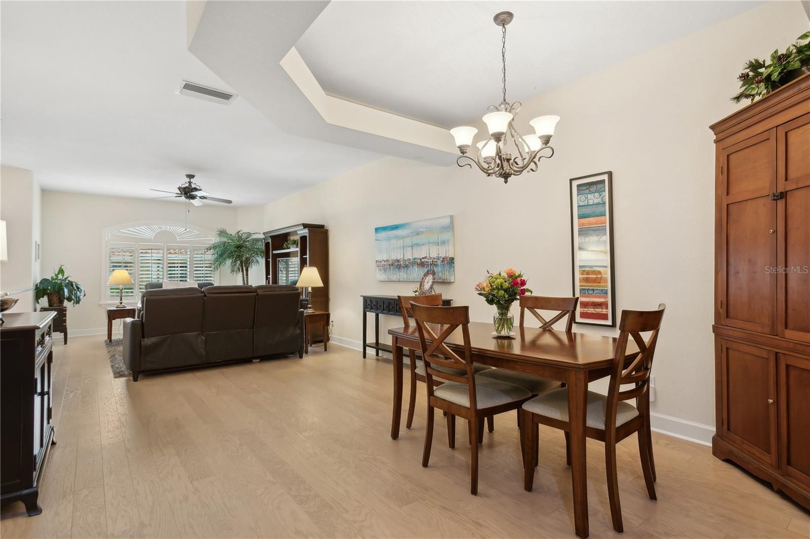6319 Vista Verde Dr E Property Photo 5