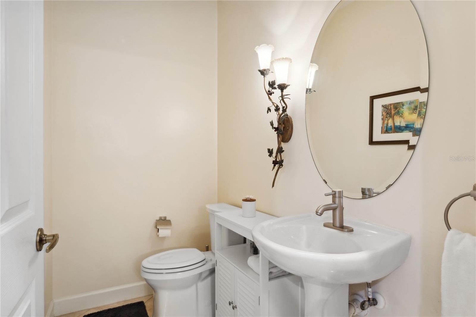 6319 Vista Verde Dr E Property Photo 6