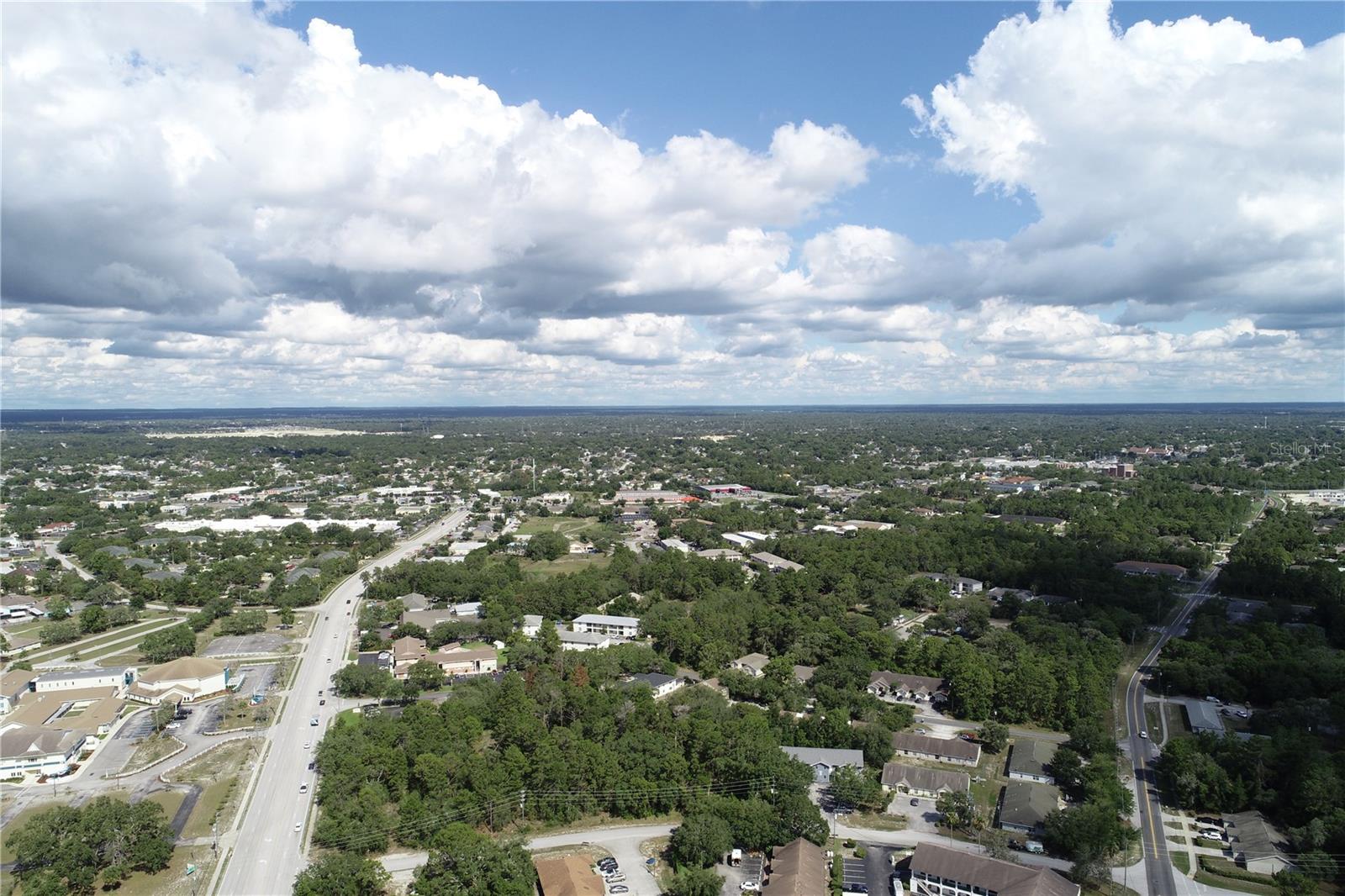 10306 Northcliffe Blvd Property Photo 9