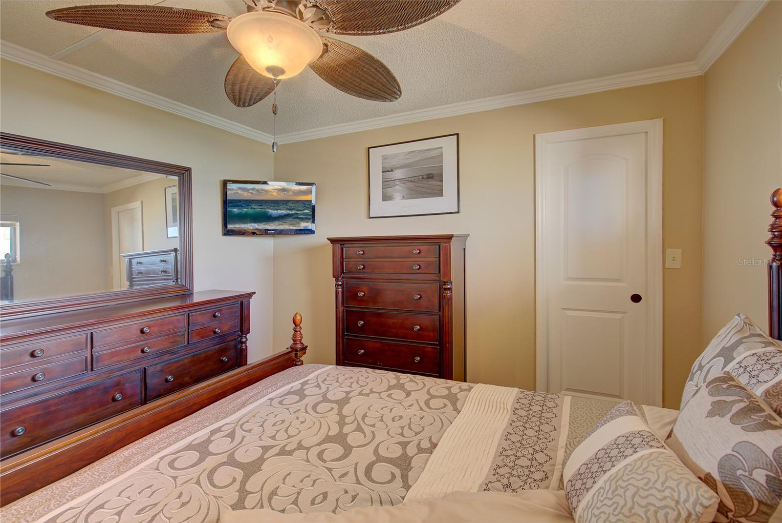 1270 Gulf Blvd #1003 Property Photo 23
