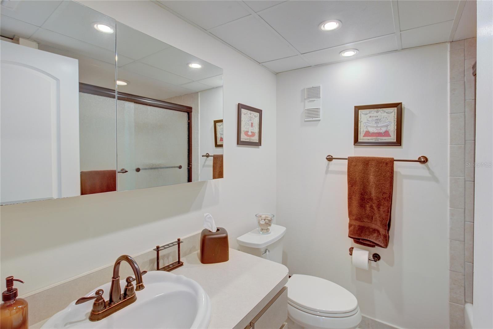 1270 Gulf Blvd #1003 Property Photo 27