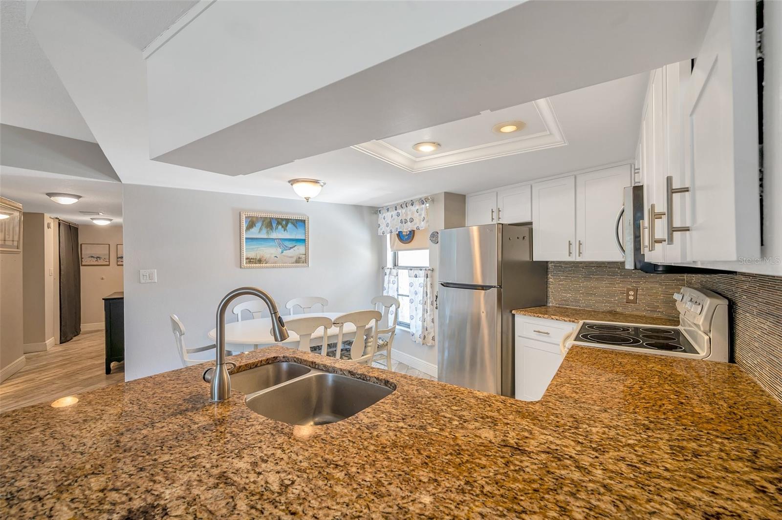 2587 Cyprus Dr #3-212 Property Photo 6