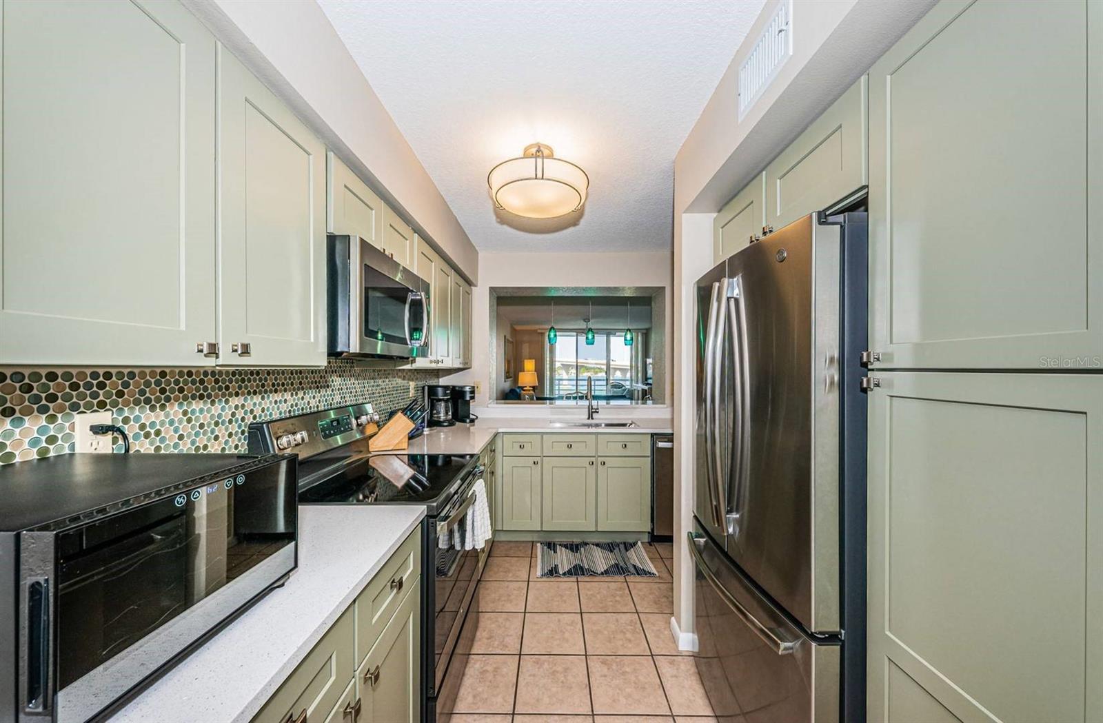 5901 Bahia Del Mar Cir #518 Property Photo 6