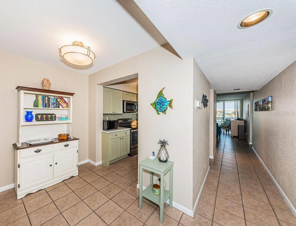 5901 Bahia Del Mar Cir #518 Property Photo 7
