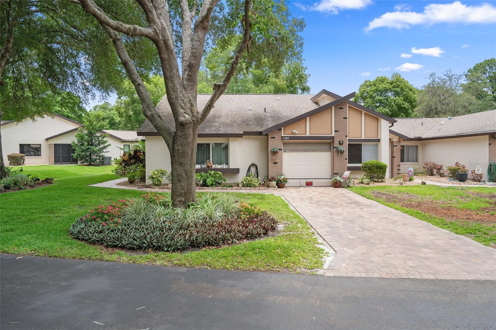 7495 Heather Walk Dr Property Photo 1