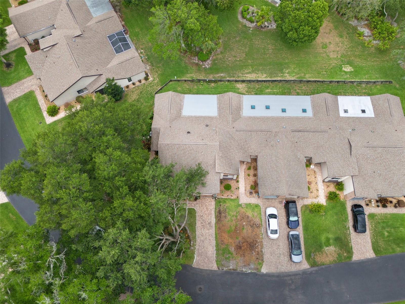 7495 Heather Walk Dr Property Photo 3