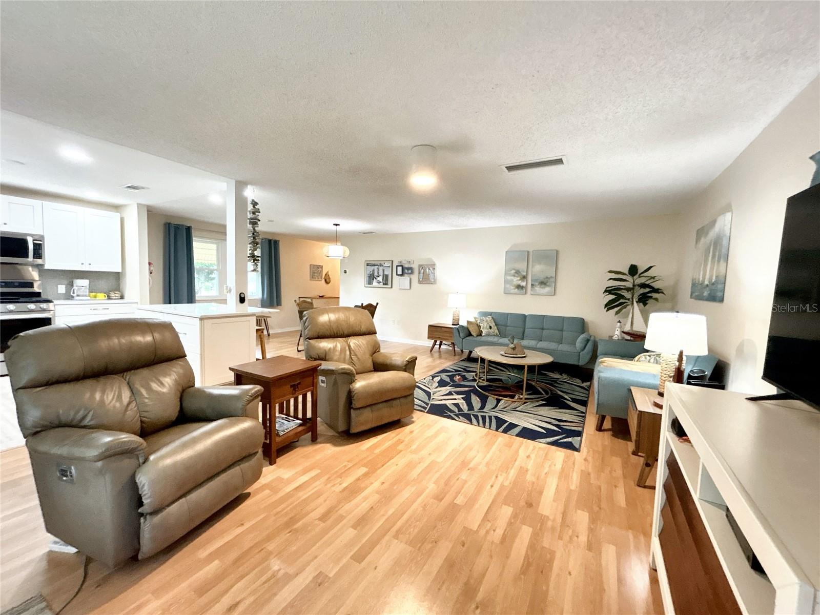 5750 80th St N #c108 Property Photo 9