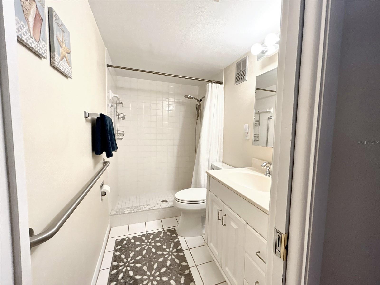 5750 80th St N #c108 Property Photo 16