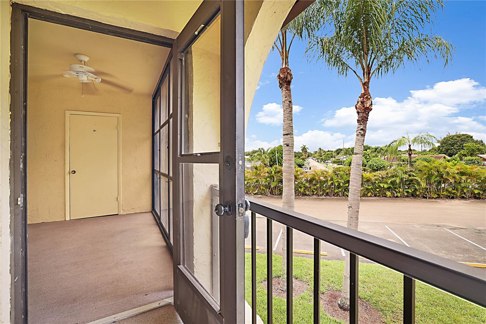 5730 Pine Wood Dr #d2 Property Photo 12