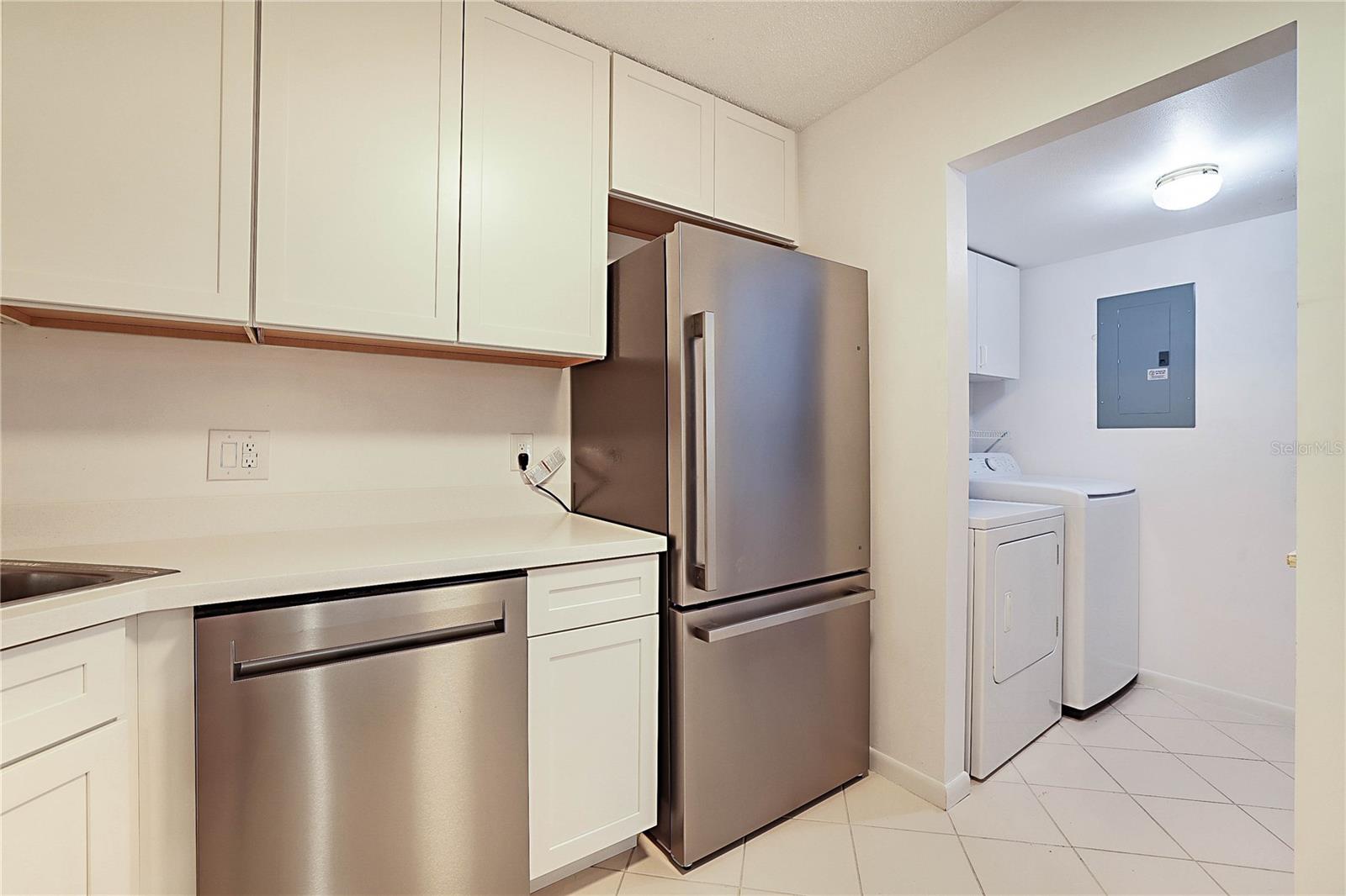 5730 Pine Wood Dr #d2 Property Photo 22
