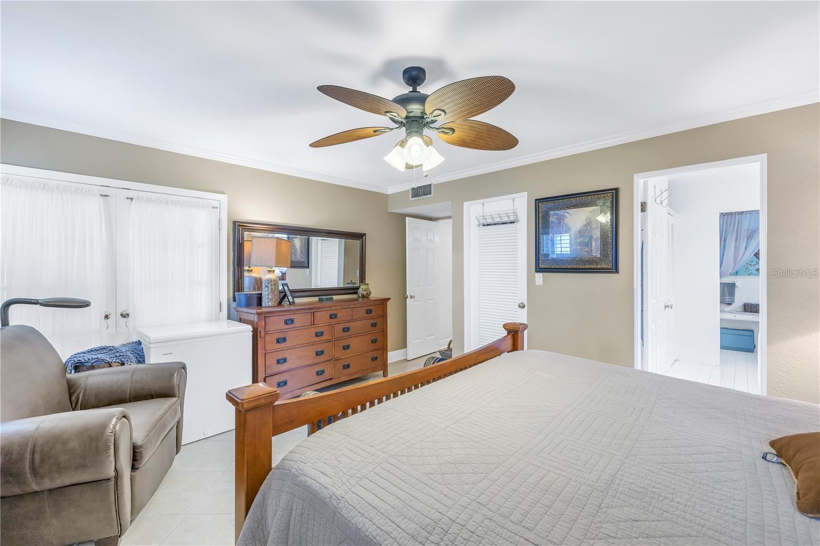 800 Madonna Blvd #b Property Photo 24