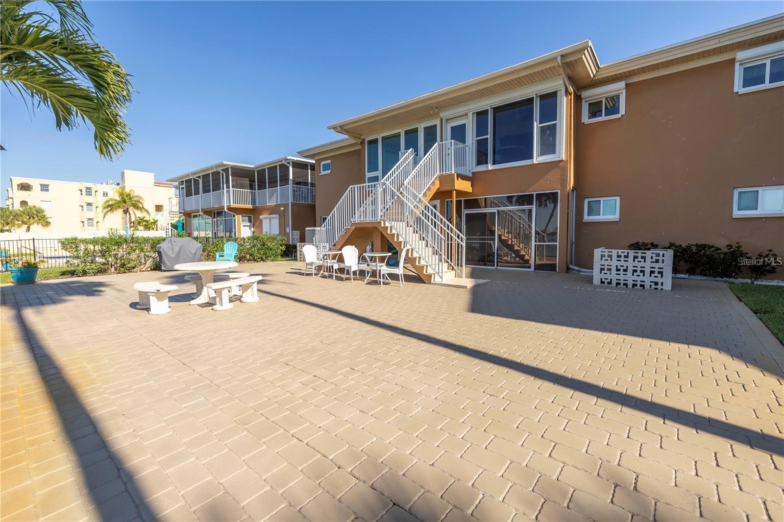 800 Madonna Blvd #b Property Photo 43