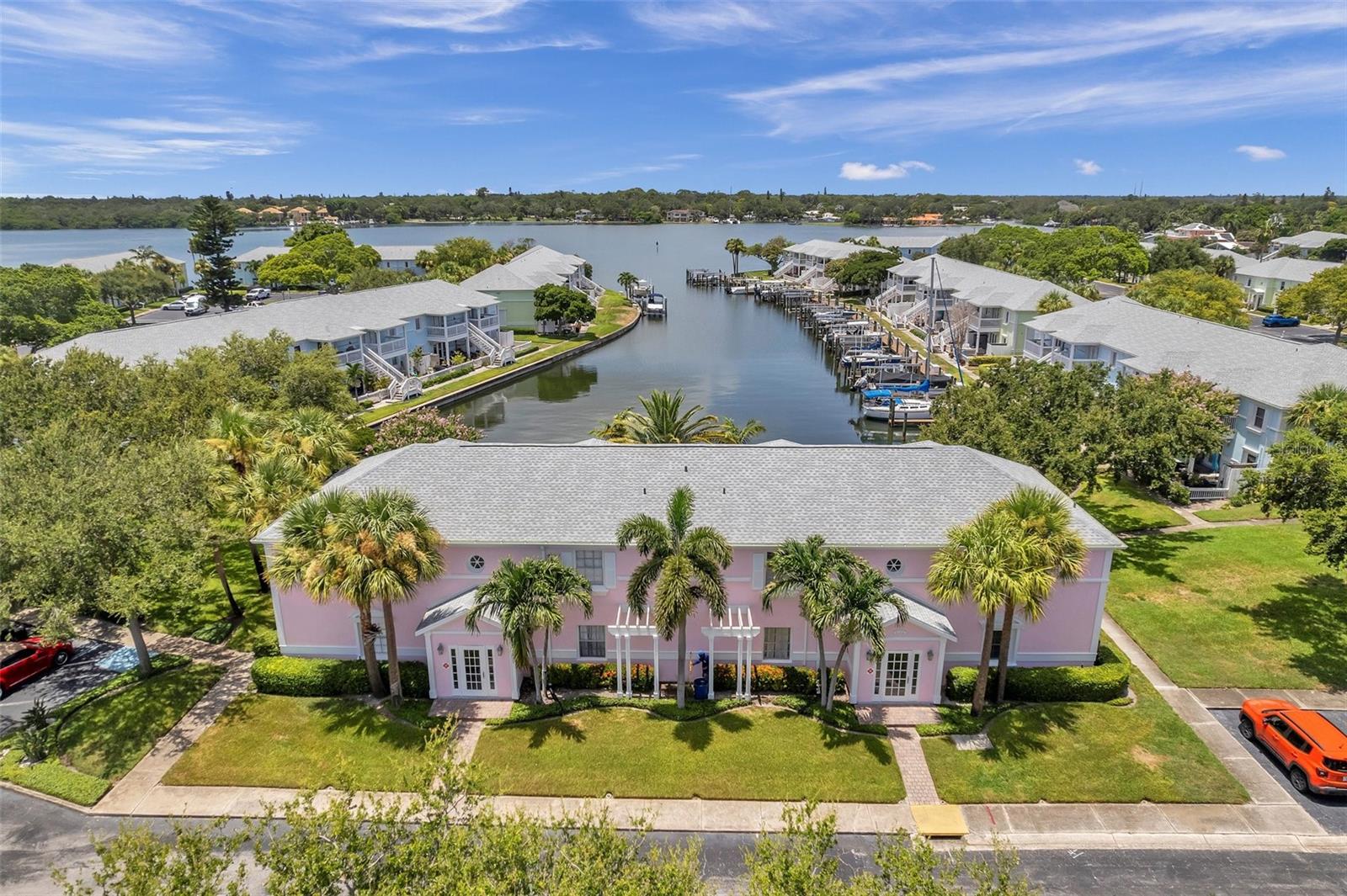 5157 Beach Dr Se #c Property Photo 1
