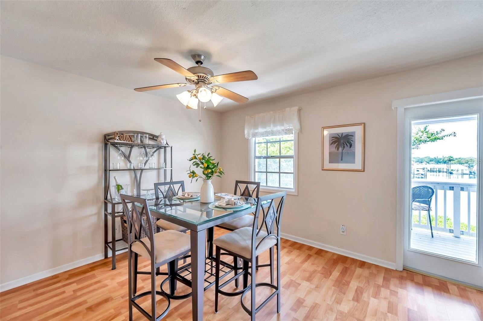 5157 Beach Dr Se #c Property Photo 7