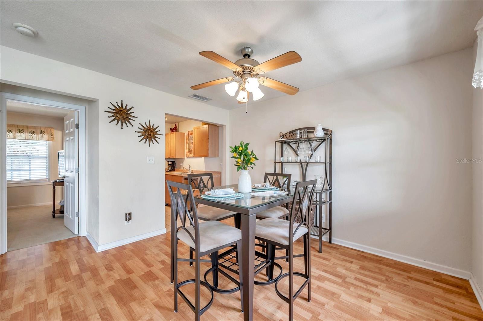 5157 Beach Dr Se #c Property Photo 8
