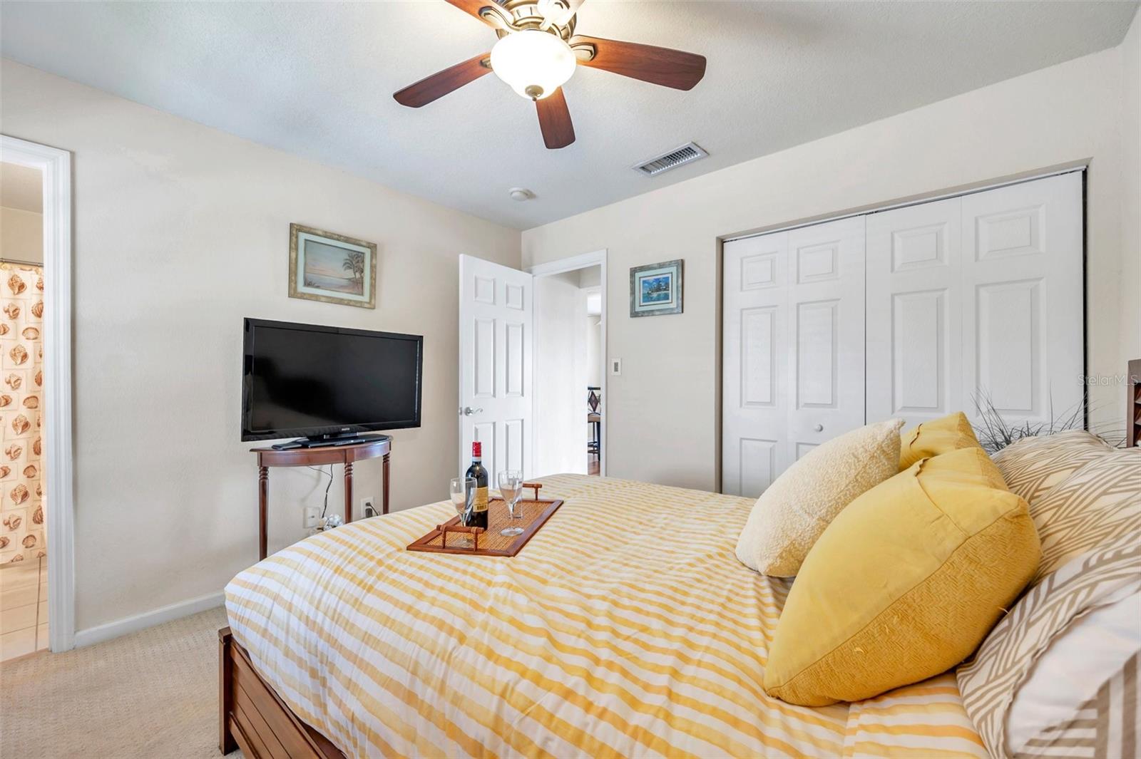 5157 Beach Dr Se #c Property Photo 20