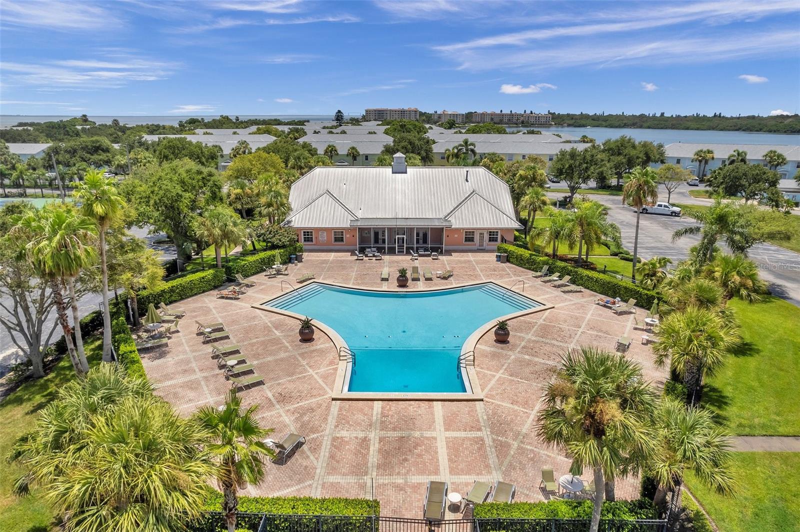 5157 Beach Dr Se #c Property Photo 30