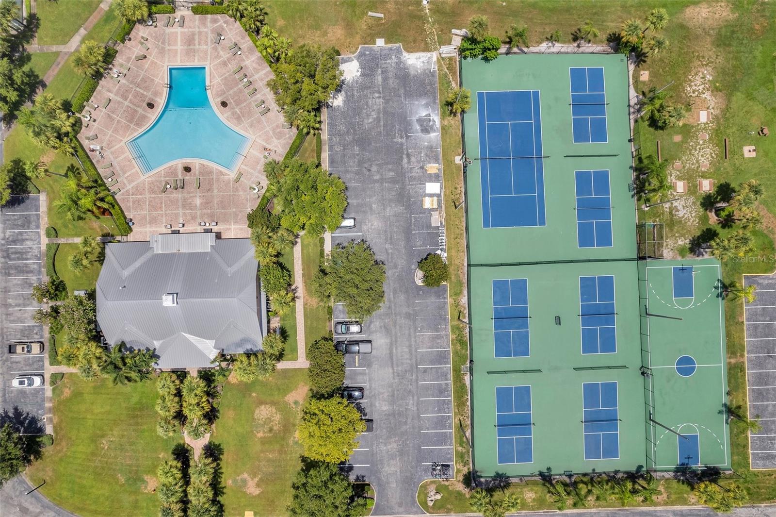 5157 Beach Dr Se #c Property Photo 34