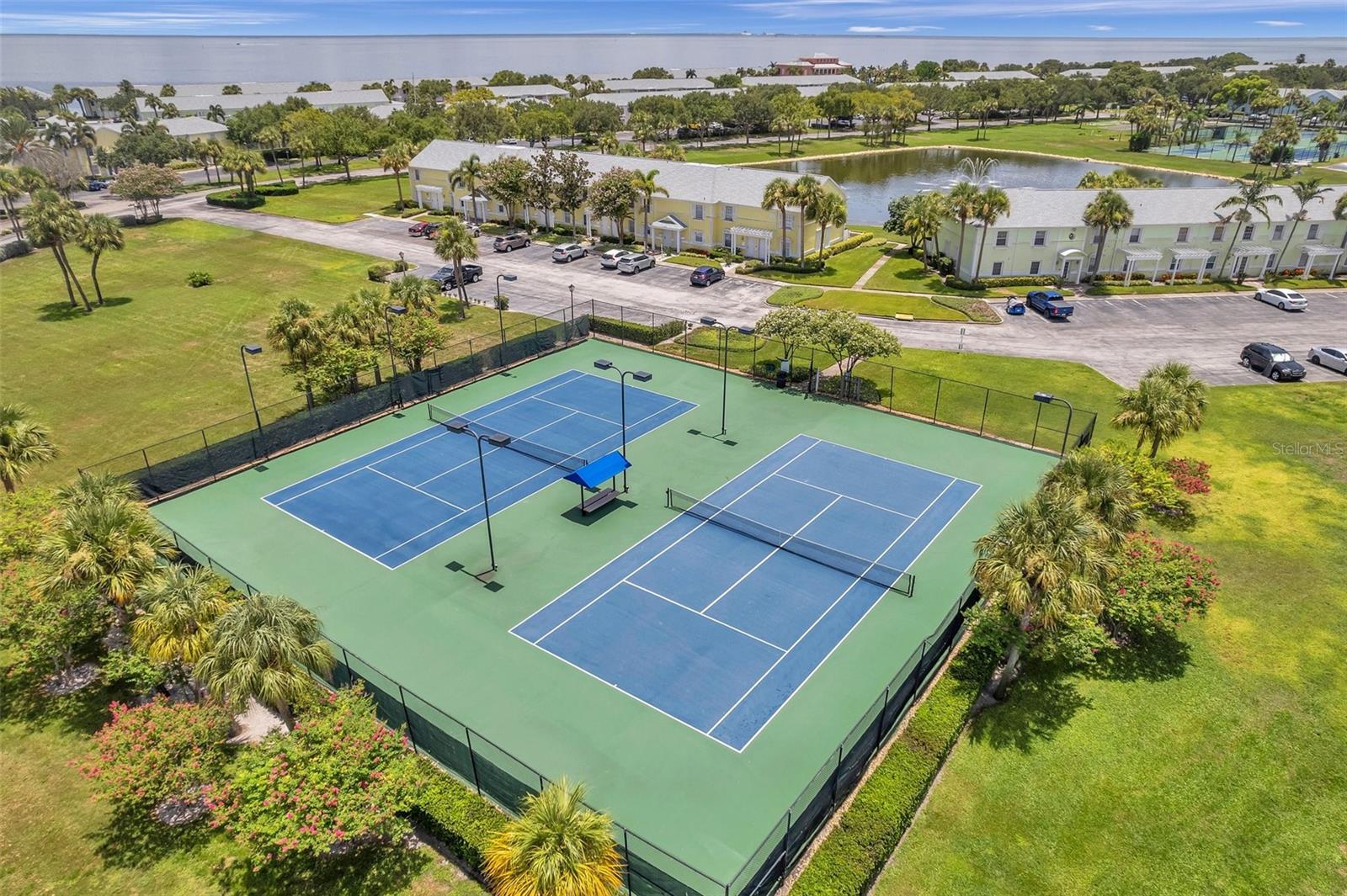5157 Beach Dr Se #c Property Photo 35
