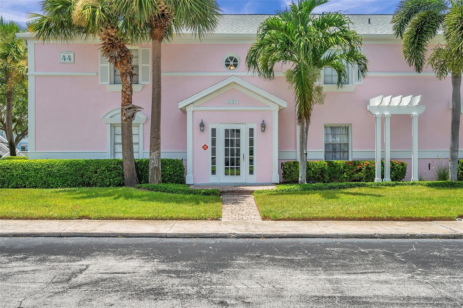 5157 Beach Dr Se #c Property Photo 43