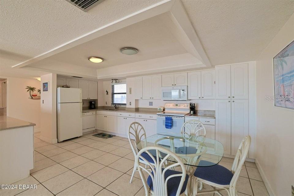 4435 S Atlantic Ave #414 Property Photo 10