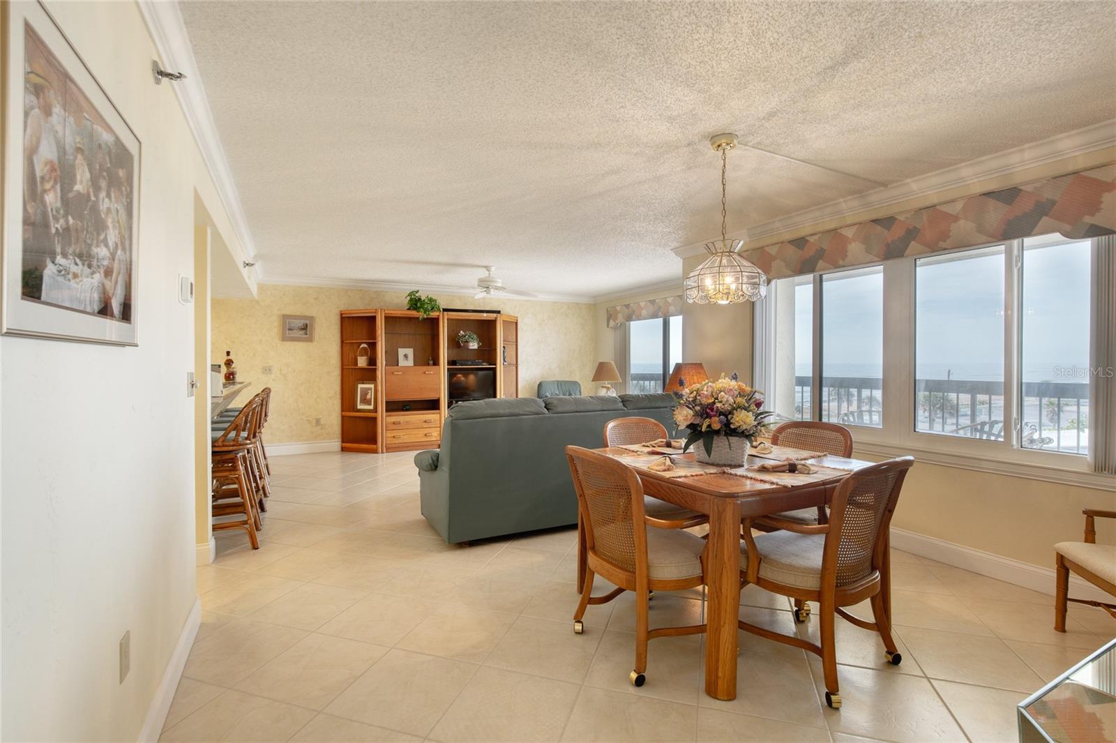 1513 Ocean Shore Blvd #3c Property Photo 4