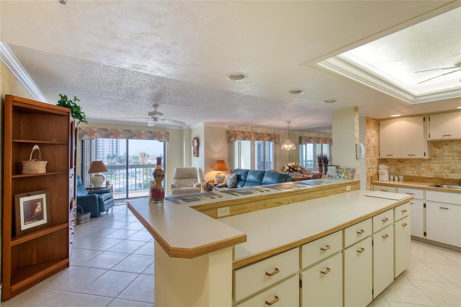 1513 Ocean Shore Blvd #3c Property Photo 5