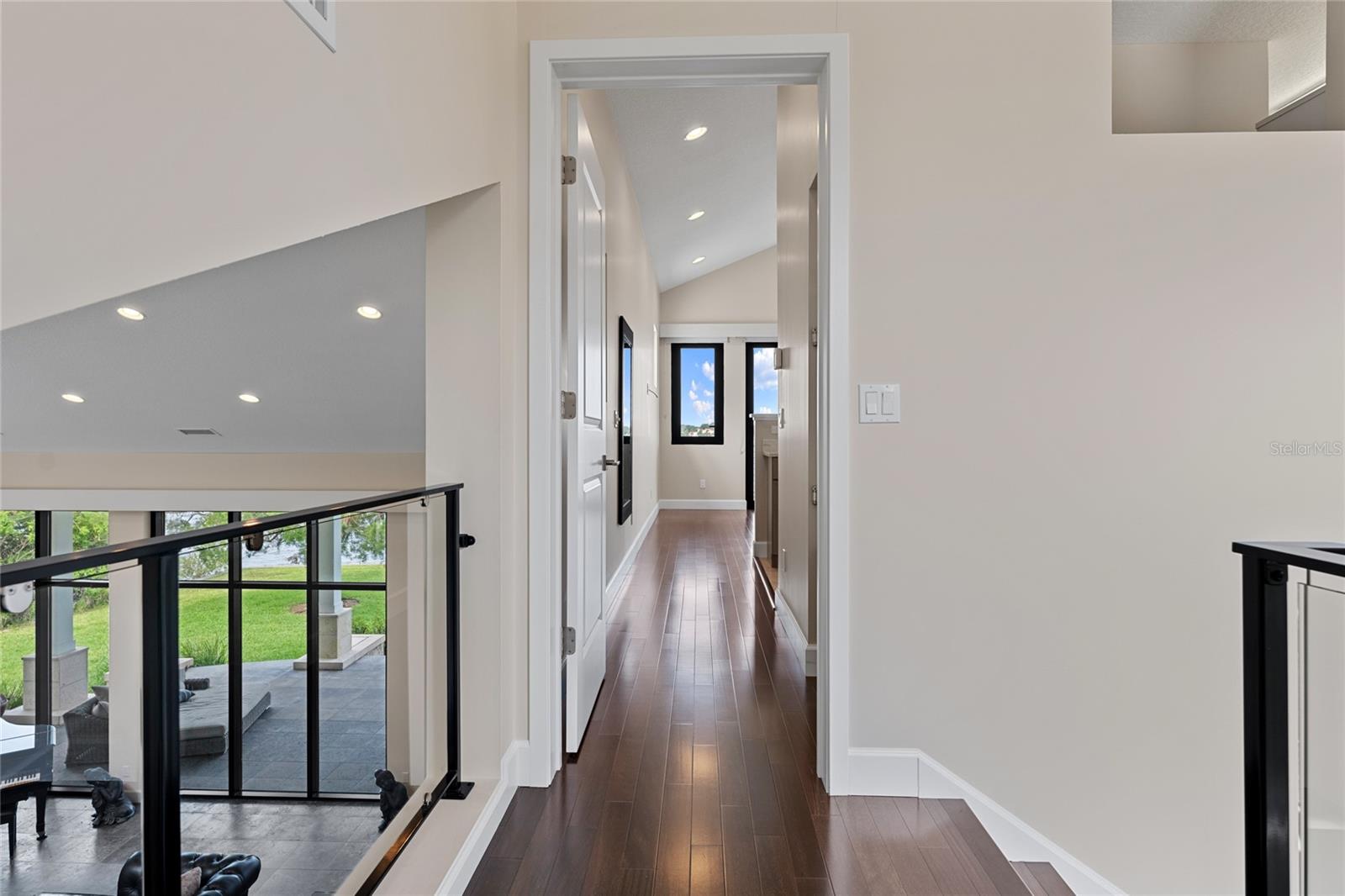 200 John Anderson Dr Property Photo 46