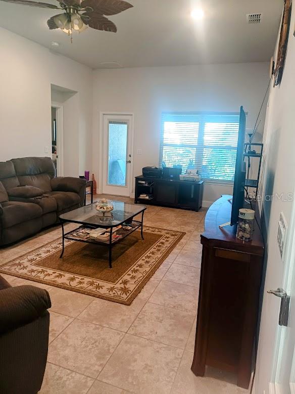 228 Krenson Bay Loop Property Photo 7
