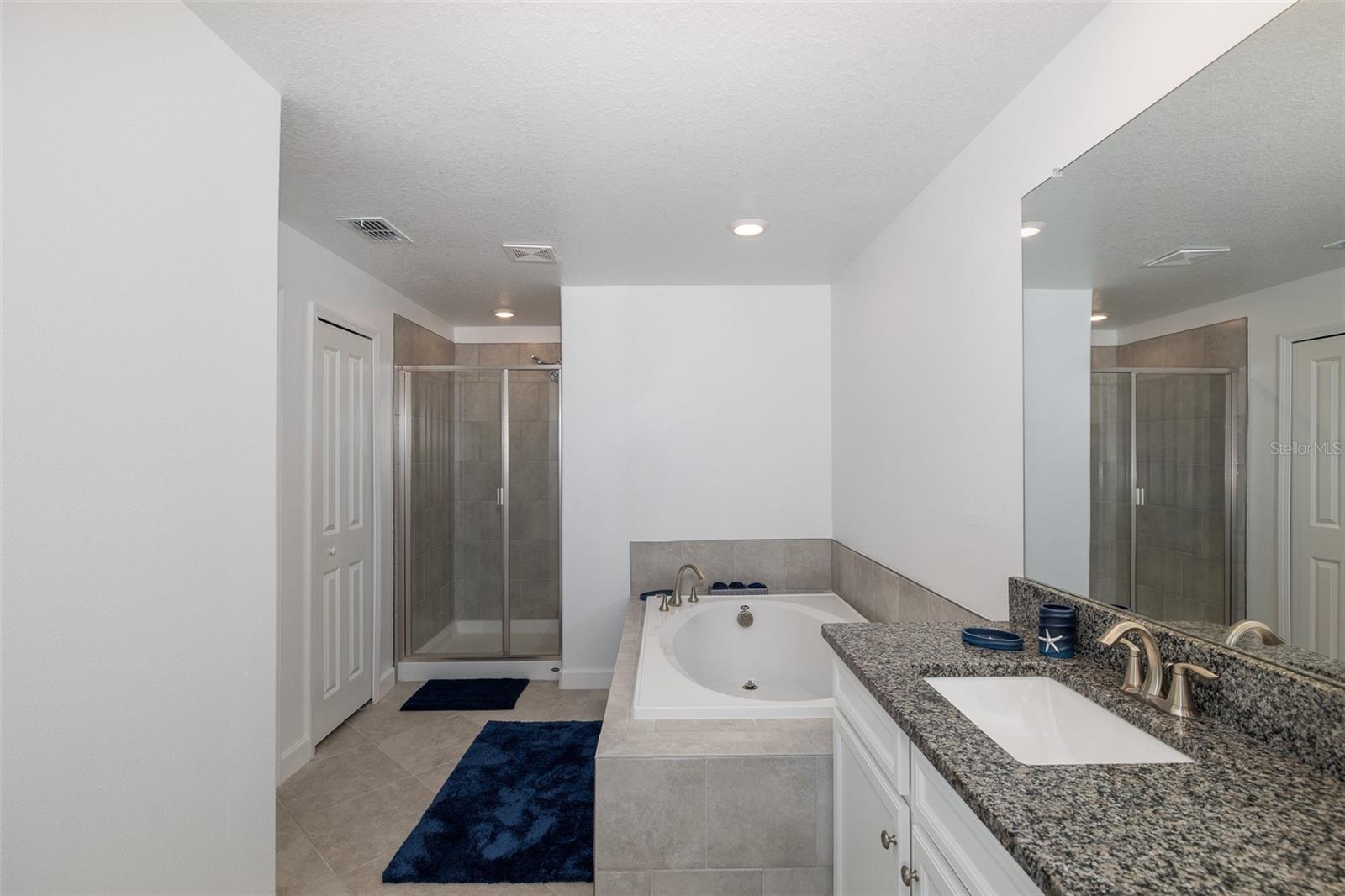 3072 Hover Hall Ln Property Photo 32