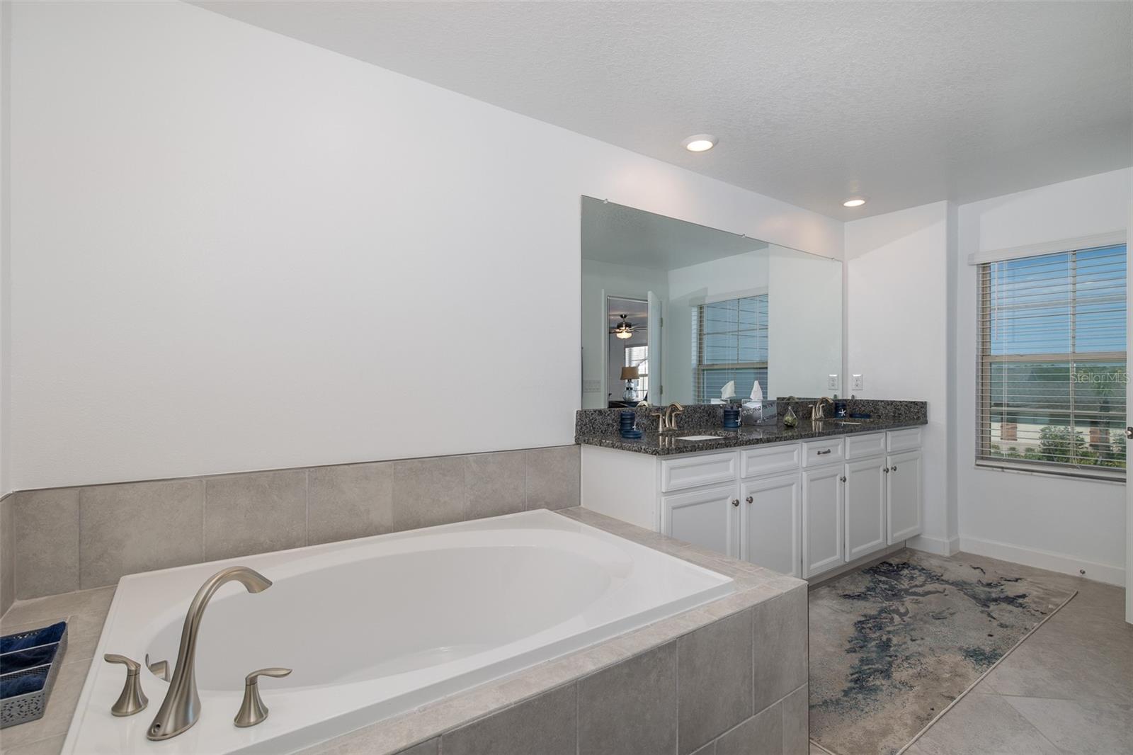 3072 Hover Hall Ln Property Photo 34