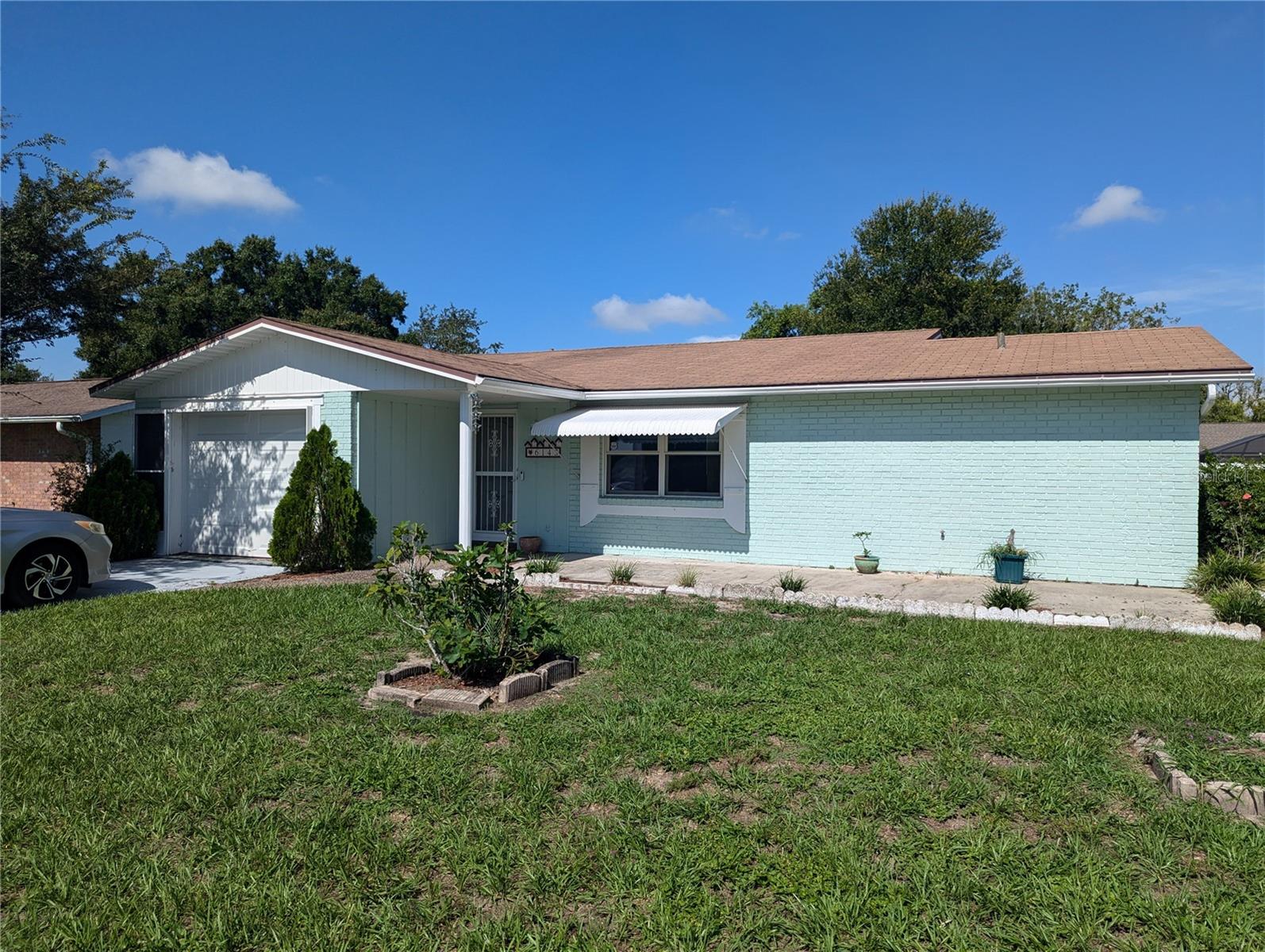 6143 19th St Property Photo 1