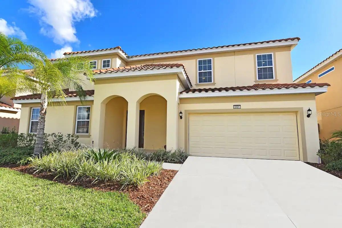 O6140108 Property Photo 1