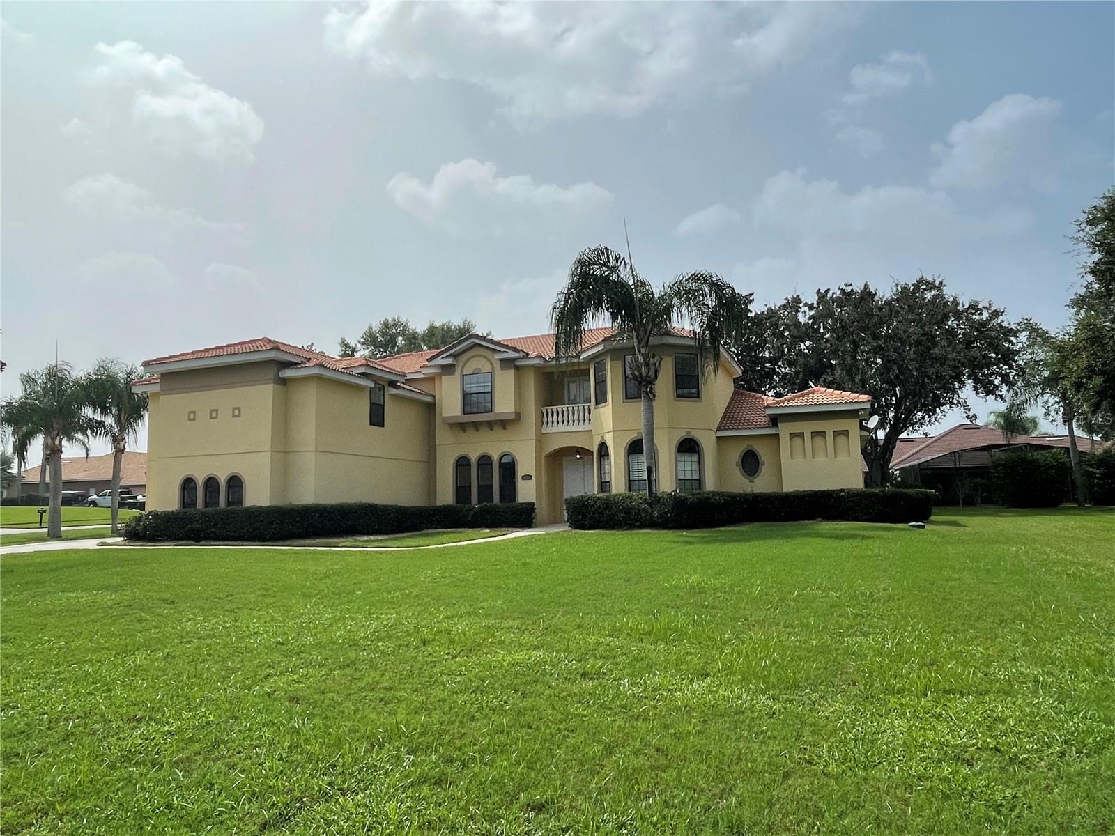 12222 Cypress Landing Ave Property Photo 3