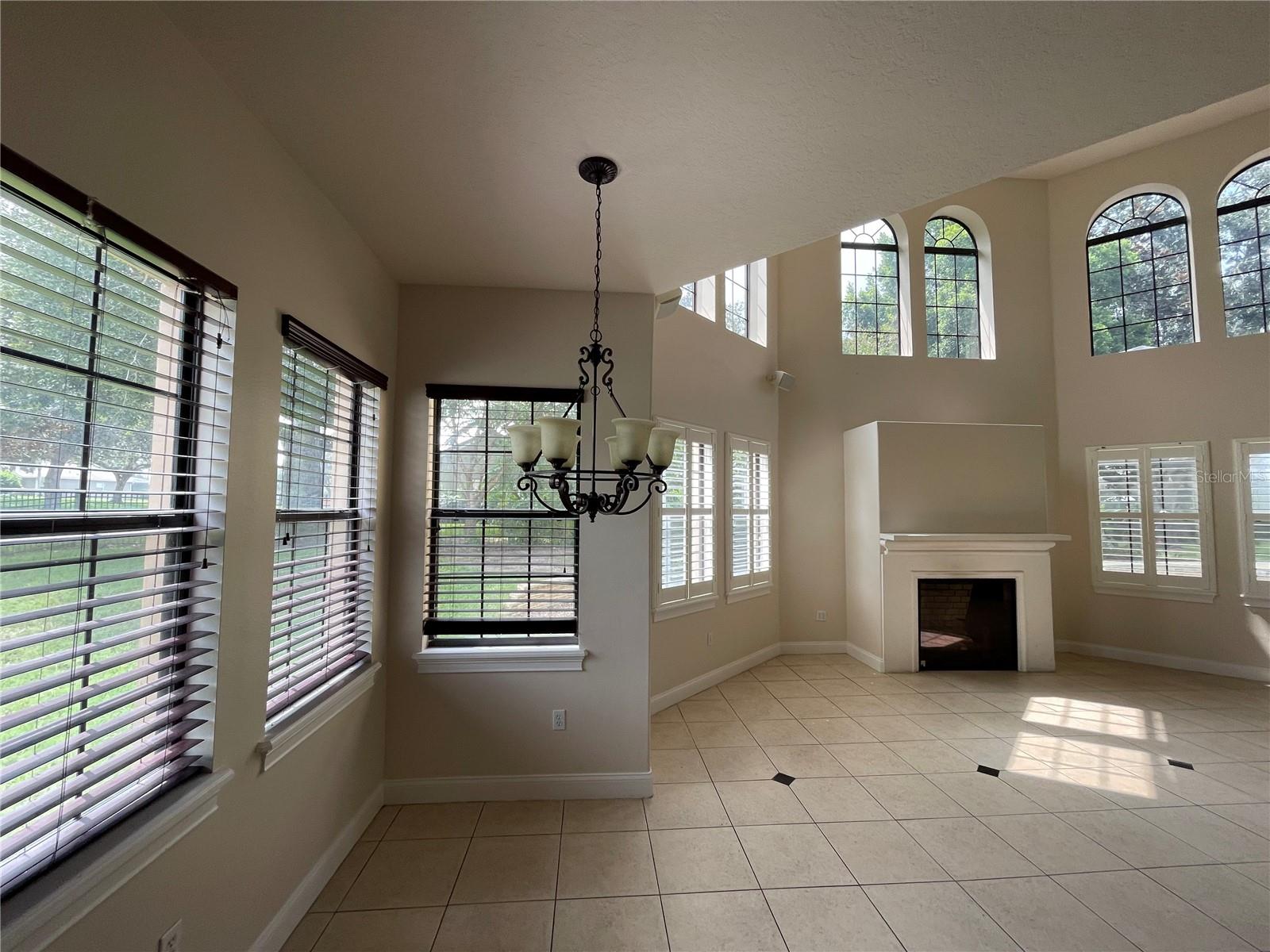 12222 Cypress Landing Ave Property Photo 8