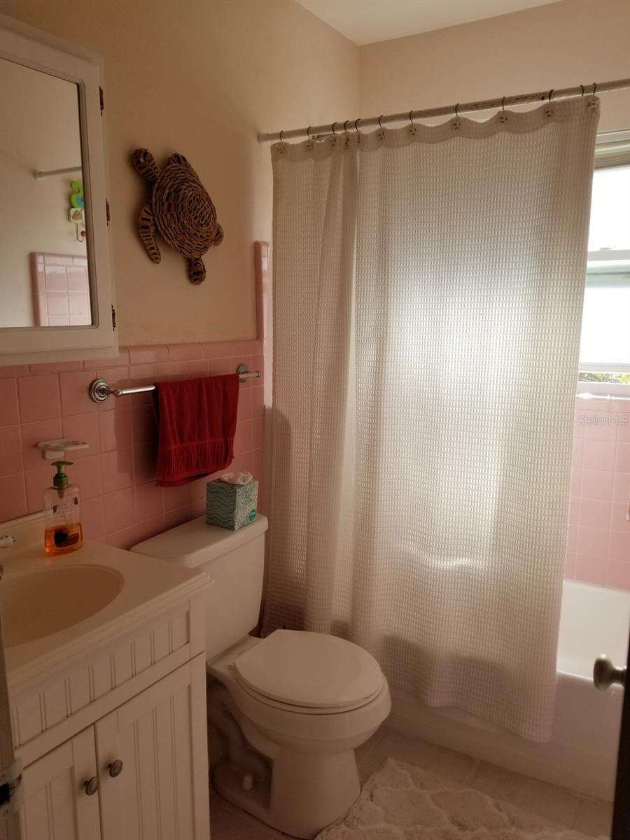 2040 S Mooring Dr Property Photo 11