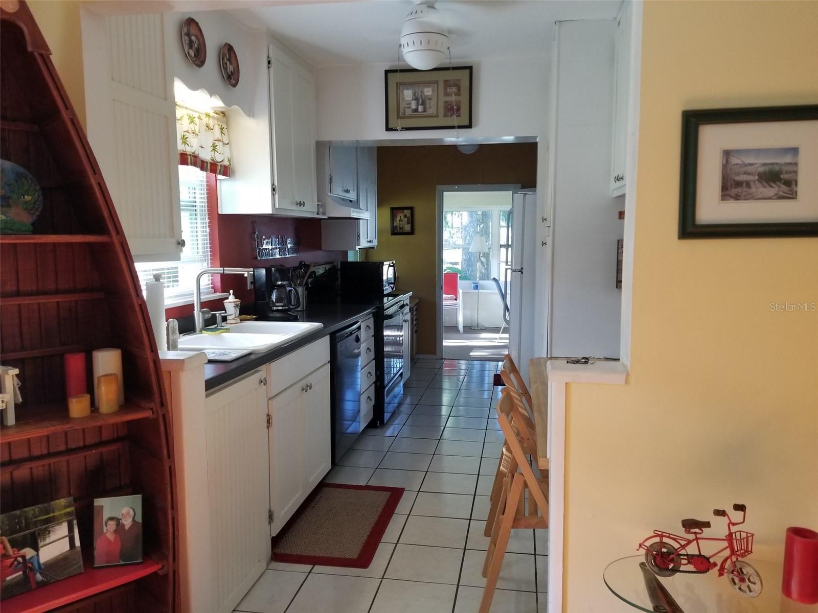 2040 S Mooring Dr Property Photo 12
