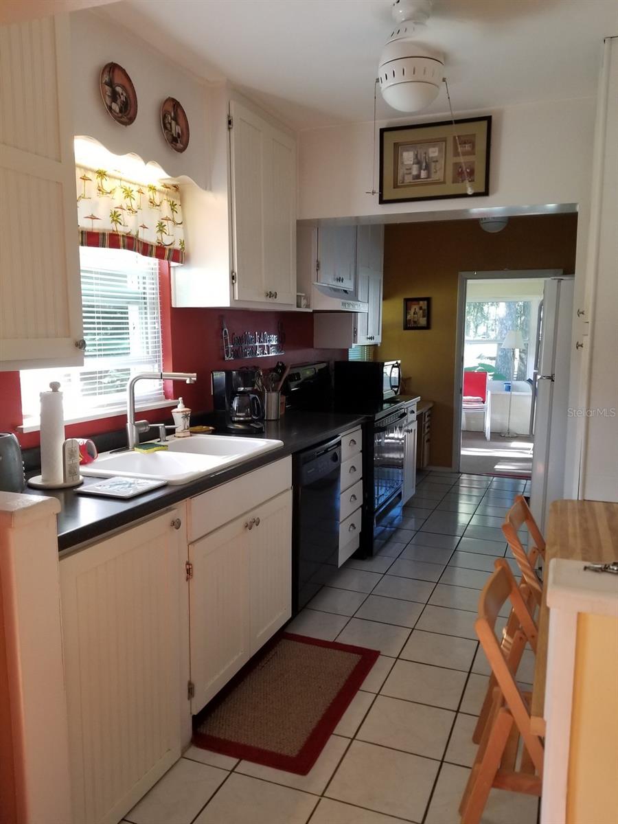 2040 S Mooring Dr Property Photo 13