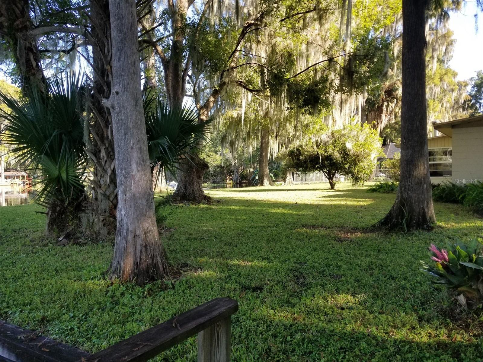 2040 S Mooring Dr Property Photo 21