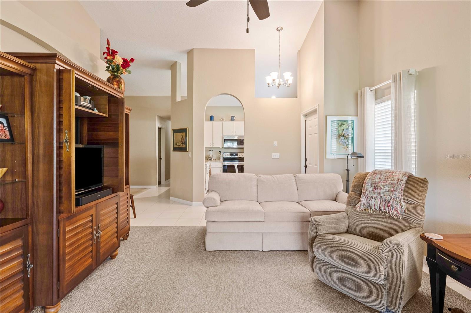 34903 Double Eagle Ct Property Photo 6
