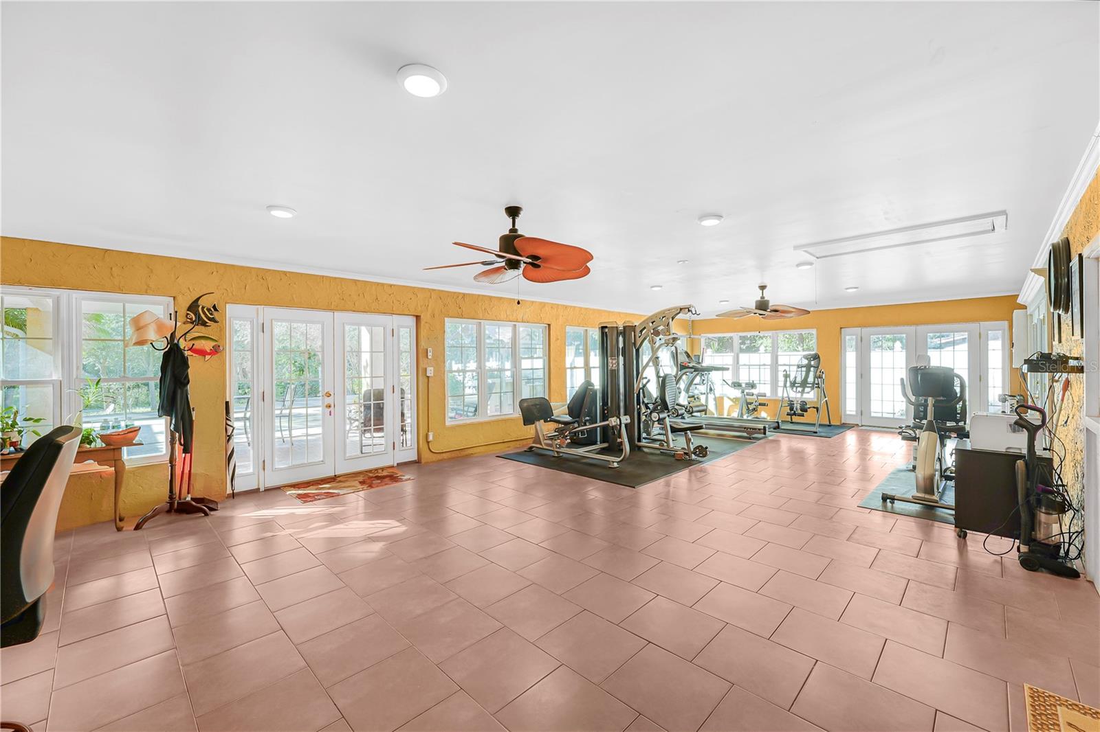 7210 N Habana Avenue Property Photo 26