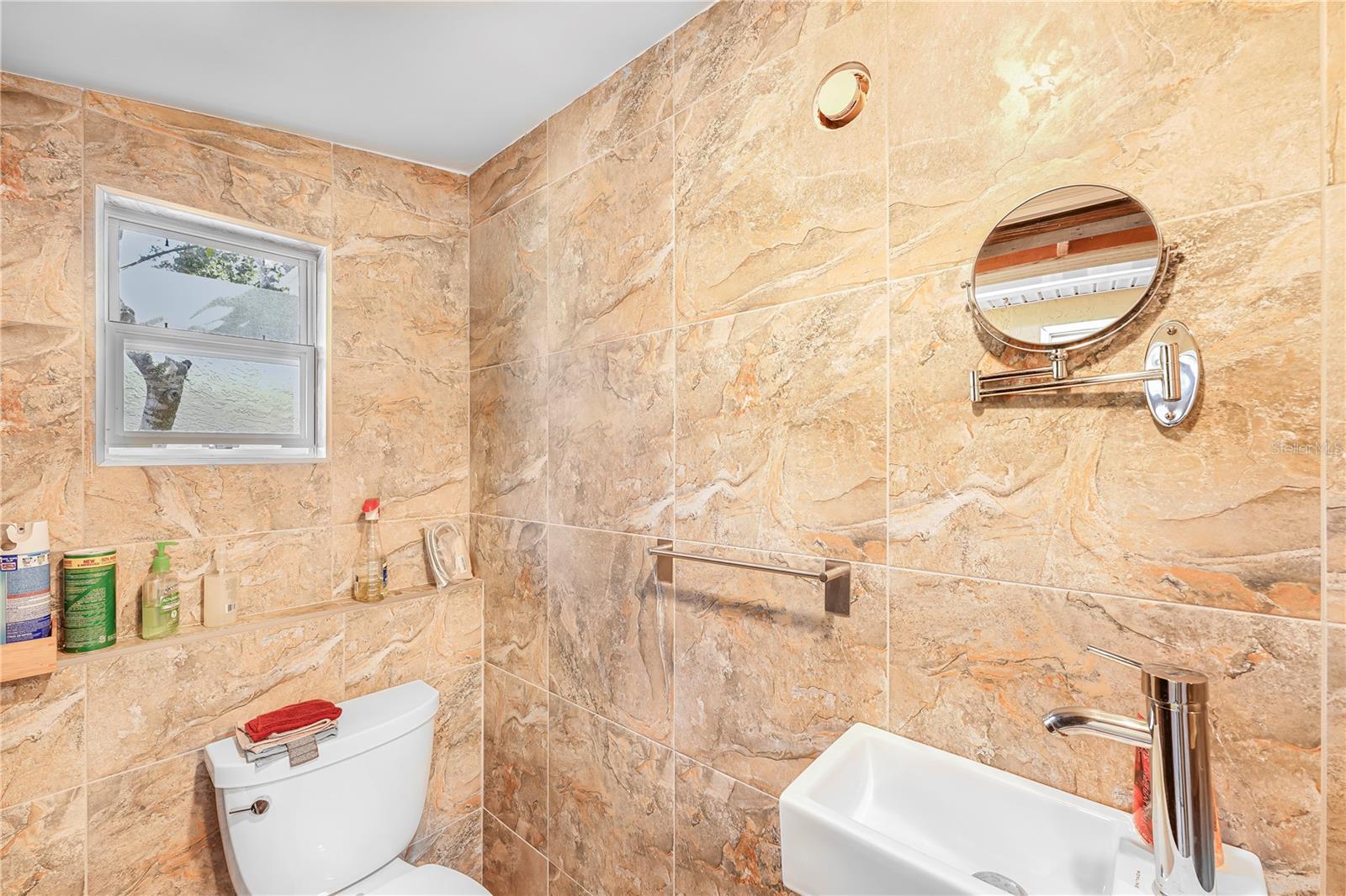 7210 N Habana Avenue Property Photo 35