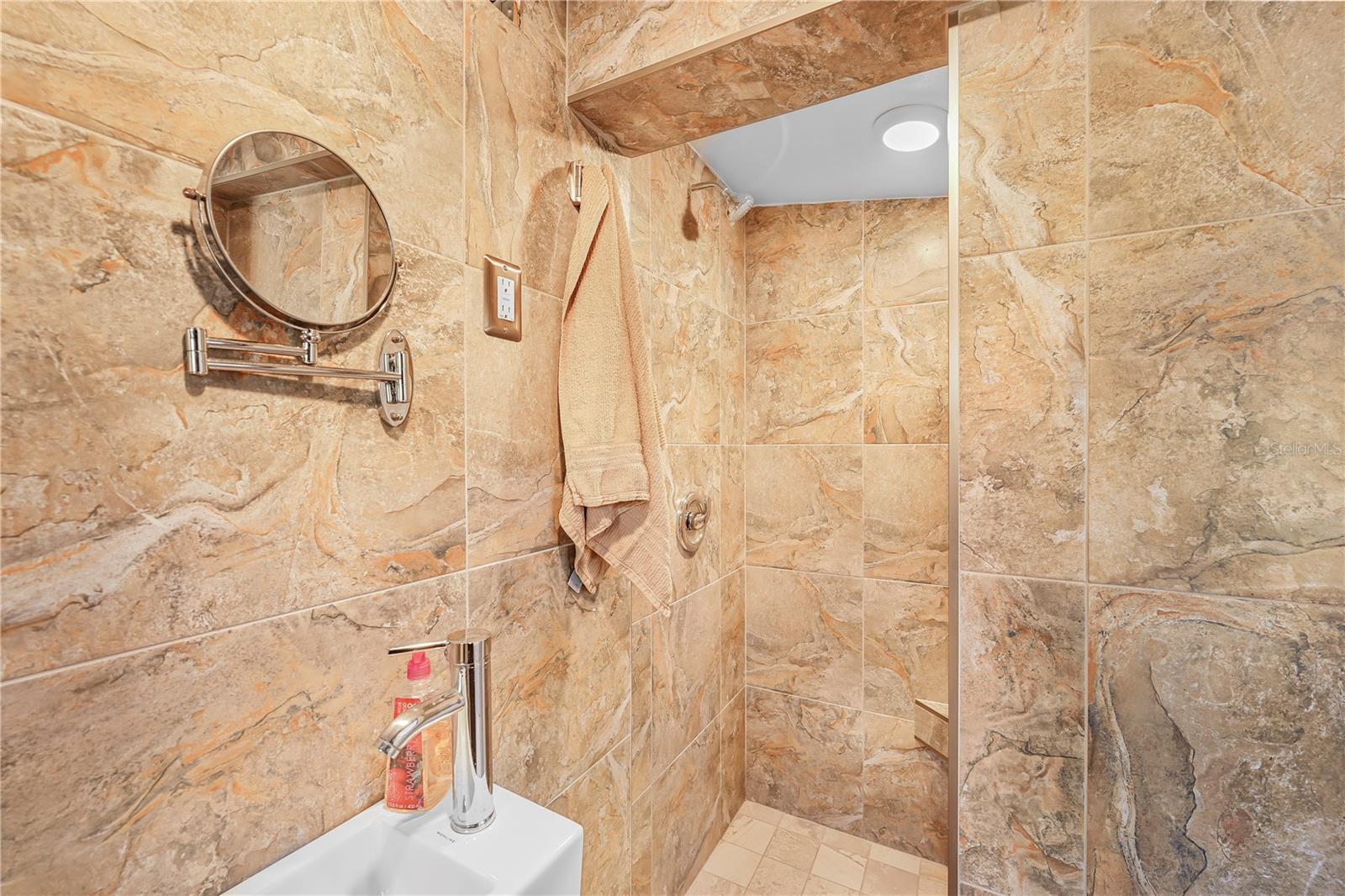 7210 N Habana Avenue Property Photo 36