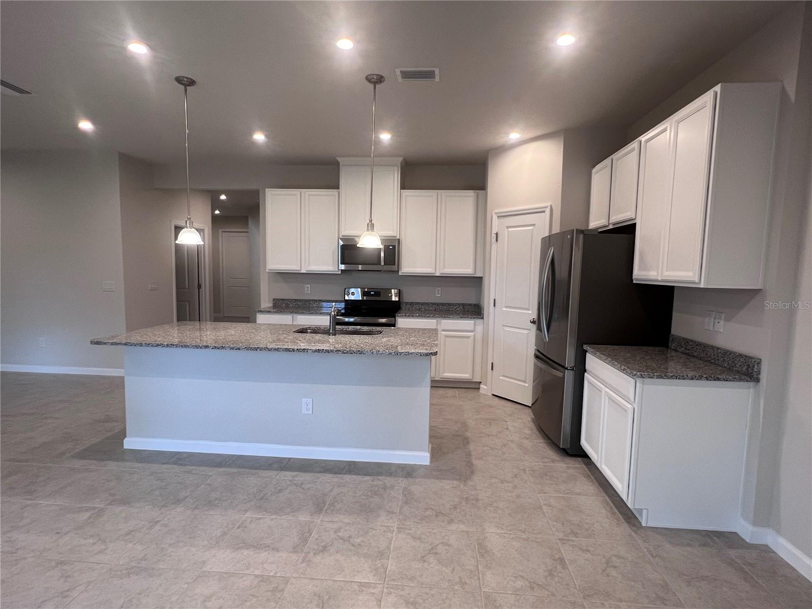 10928 Osprey Glade Ter Property Photo 6