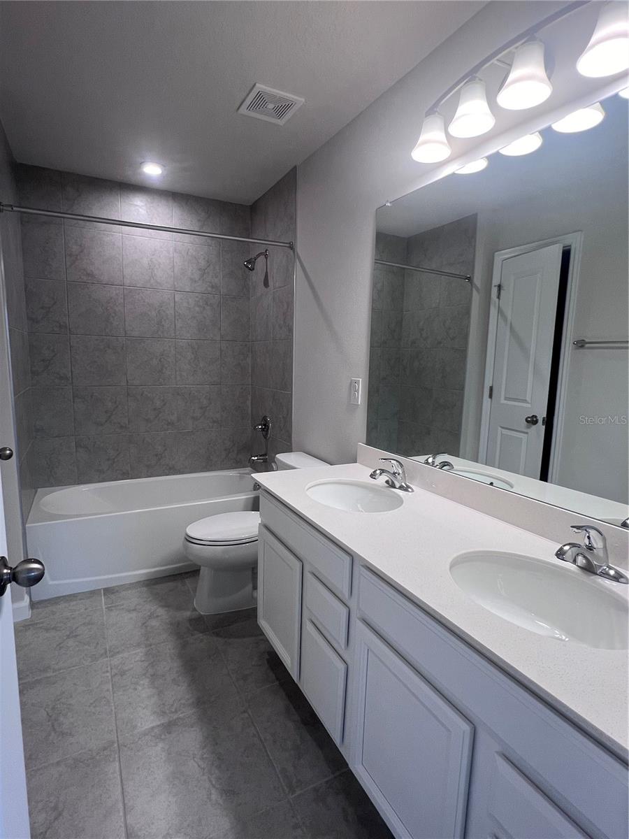 10928 Osprey Glade Ter Property Photo 12